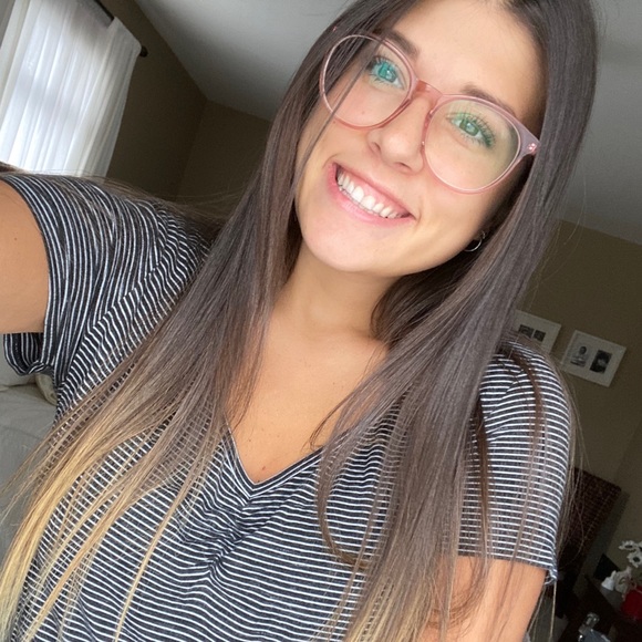 Meet your Posher, Natalie - Picture 1 of 1